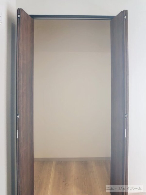収納(建築中)
