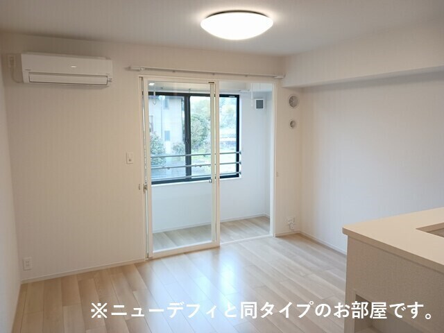 物件内観写真3　(イメージ)