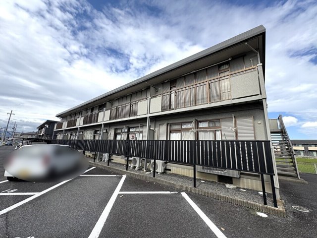 サンハイム伊勢B