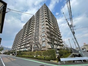 近江八幡グリーンマンション2番館外観写真