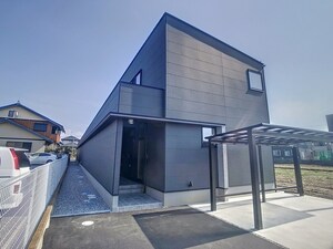 フリーガーデン高宮外観写真
