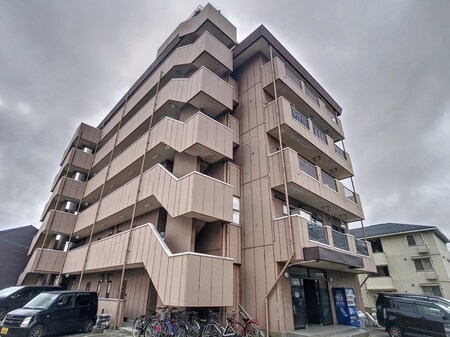 アルテミス外観写真