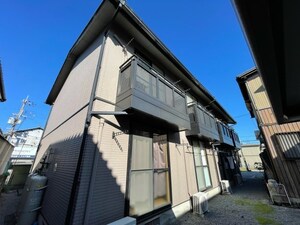 ハイツレークサイド外観写真