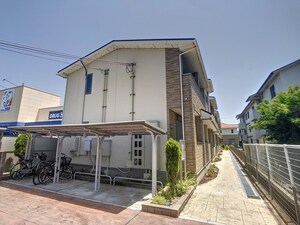 レイクメゾン外観写真