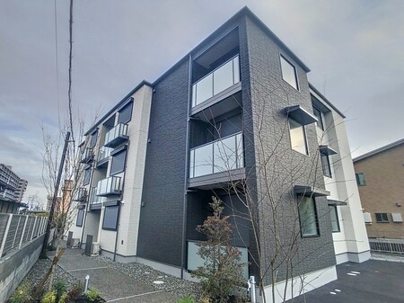 アルフラット外観写真