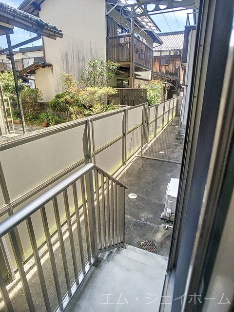 物件内観写真12　(テラス)