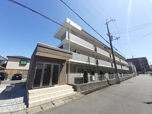 ベルレ－ブ外観写真