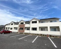 パリオ鹿深の外観写真