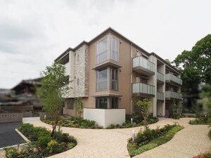 シャーメゾン　利兵衛　参番館外観写真