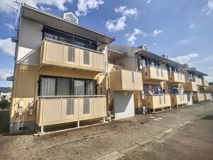 グリーンタウンハタケヤマC棟外観写真