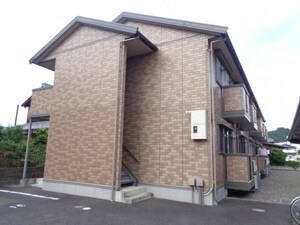 クローバー外観写真