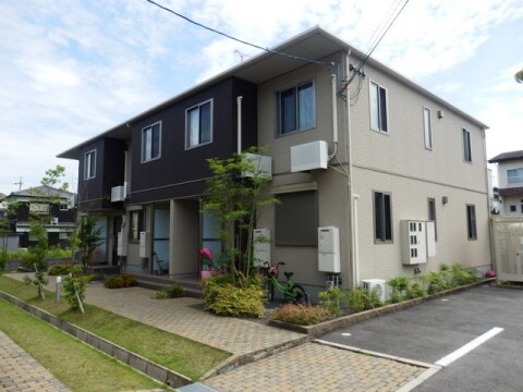 物件外観写真1　(Ｂ棟)