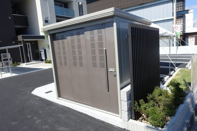 物件内観写真5　(専用ゴミ置き場)