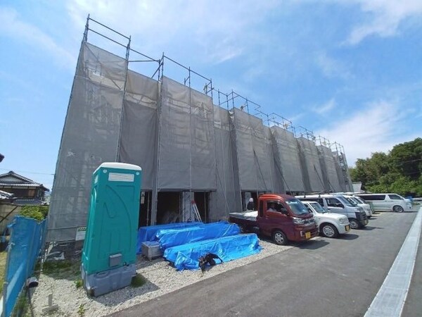 建物外観(建築中)