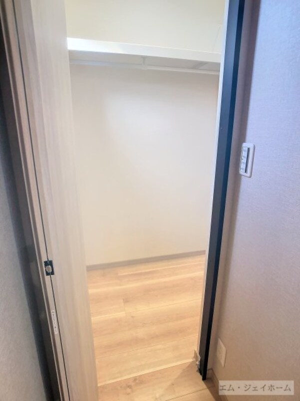 収納(建築中)