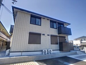 ロイヤルメゾンHYS外観写真