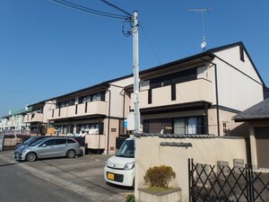 コーポウムザ外観写真