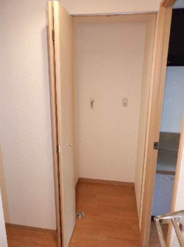 その他(洗濯機置き場)