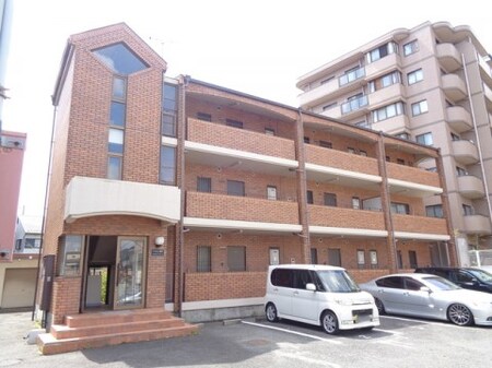 シャルム柳川外観写真
