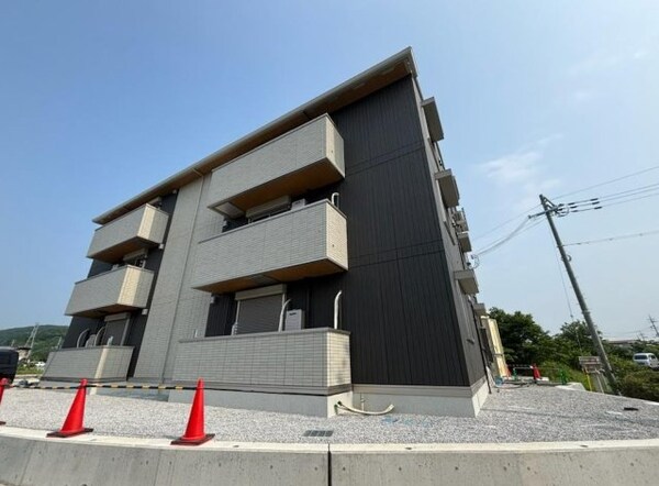 建物外観(建築中)