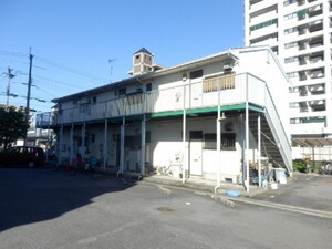 鈴蘭ハイツB棟外観写真