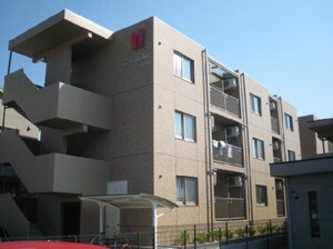 シャトレー六番館外観写真