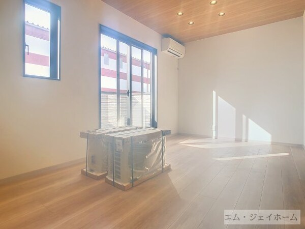 居室・リビング(建築中)