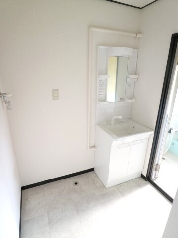 物件内観写真9　(他号室の写真の為異なる場合は、現況優先とします。)