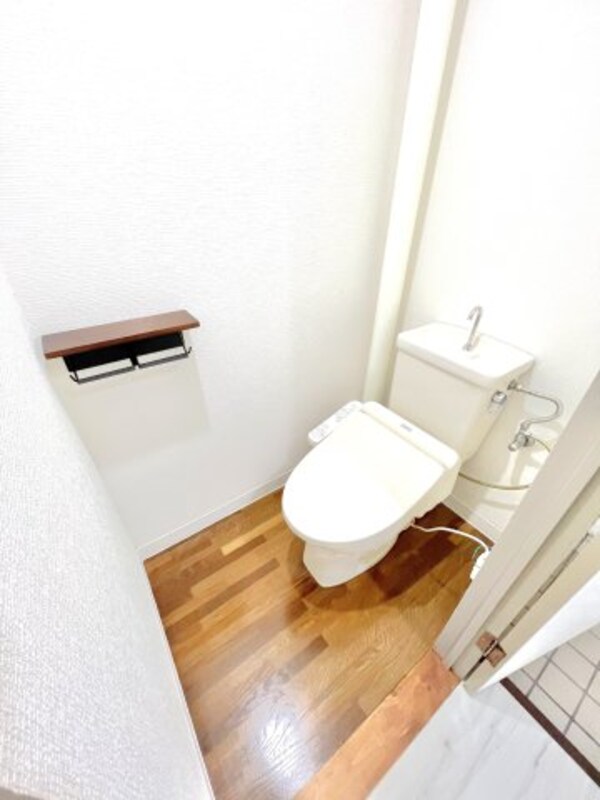 トイレ(他号室の写真の為異なる場合は、現況優先とします。)