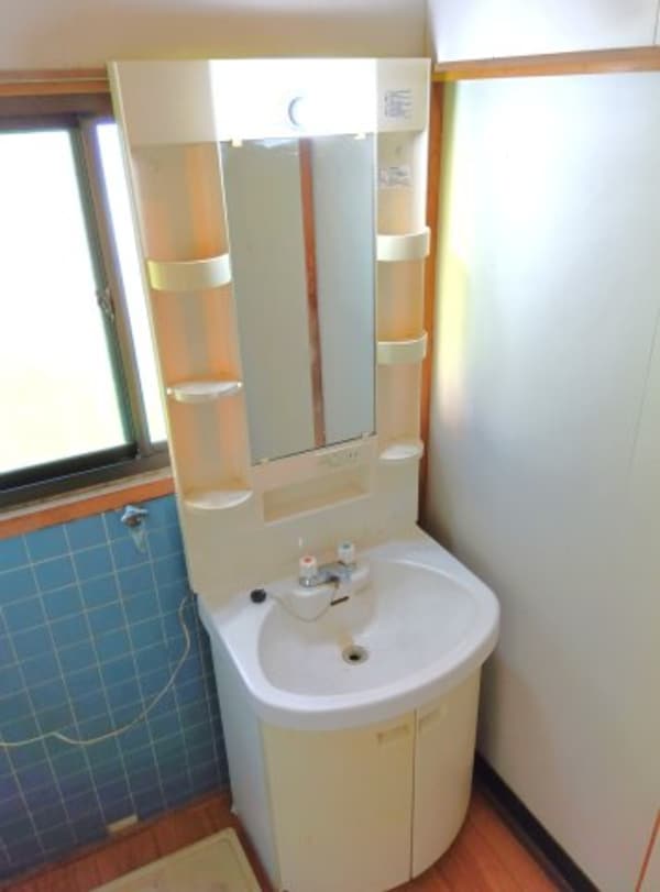 独立洗面台