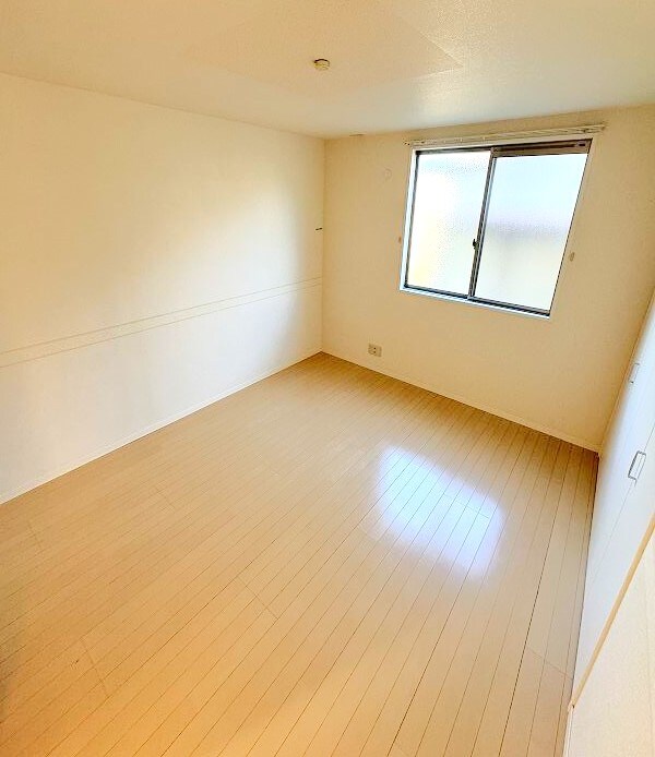 物件内観写真8　(他号室の写真の為異なる場合は、現況優先とします。)