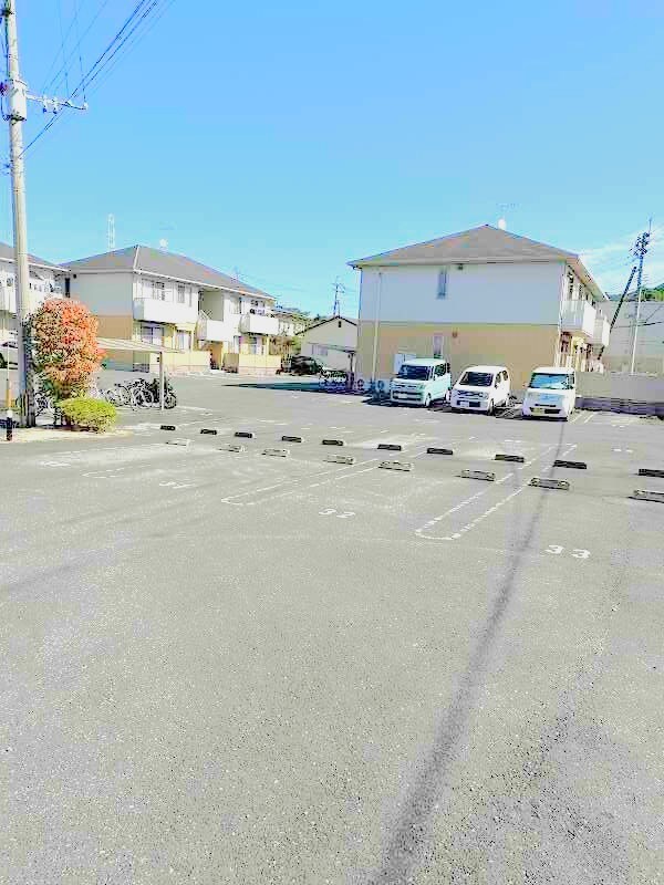 物件外観写真5　(他号室の写真の為異なる場合は、現況優先とします。)