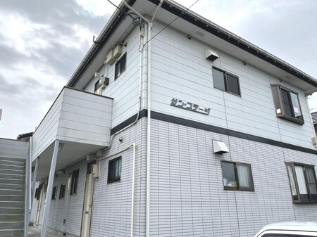 サン・ステージ外観写真