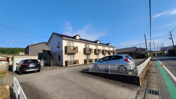 駐車場・駐輪場