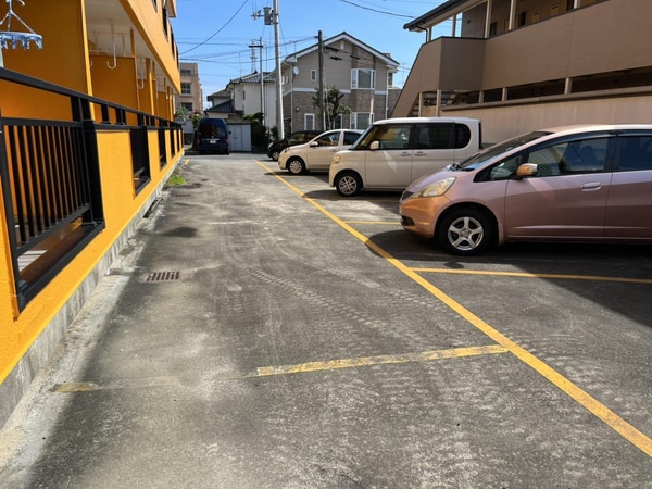 駐車場・駐輪場