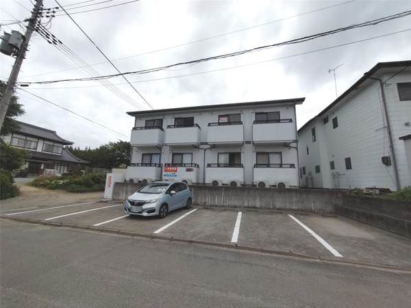 駐車場・駐輪場