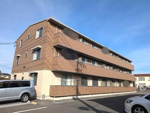ウィステリア仲間町II外観写真