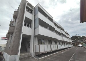 ホワイトマンションI外観写真