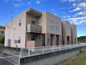 フレスクーラI外観写真