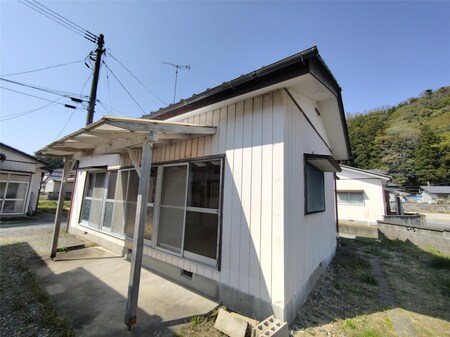 内郷御台境町鈴木貸家2外観写真