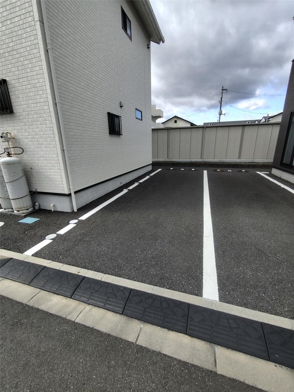 駐車場・駐輪場(G棟駐車場)