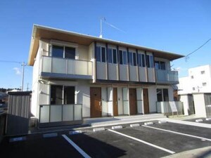 プロヌーブ植田II外観写真