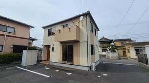 泉町貸家外観写真