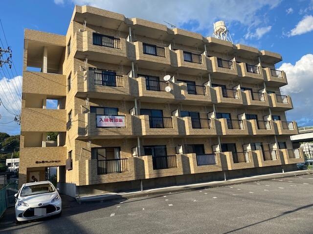 松ヶ岡マンションの物件外観写真