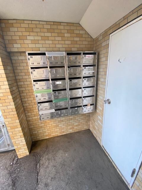 松ヶ岡マンションの物件外観写真