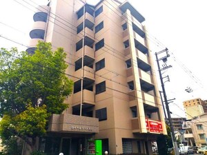ロイヤルコート歌島外観写真