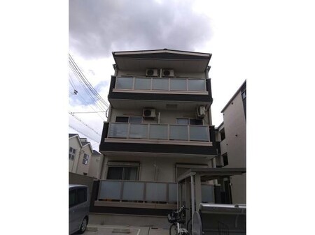 F asecia Lynx外観写真