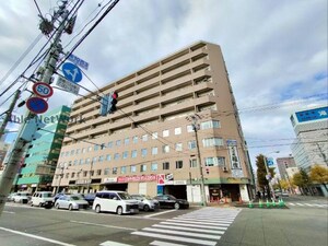 南９条ビル外観写真