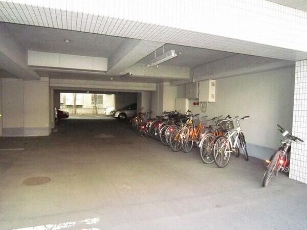 駐輪場