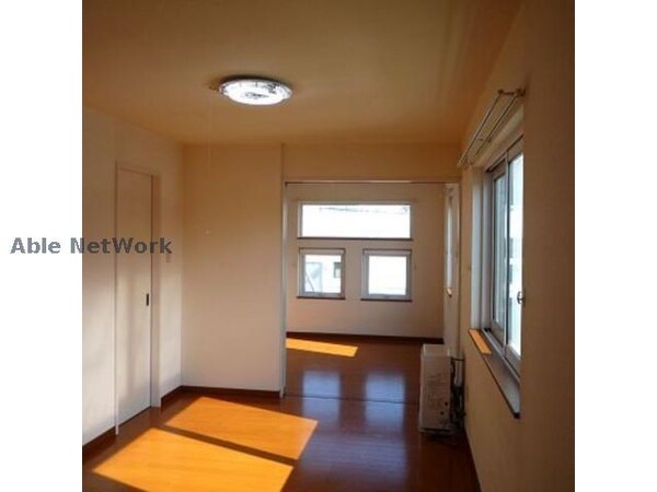 リビングダイニング